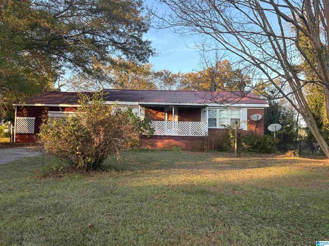 547 LAKEWOOD DRIVE, Weaver, AL 36277