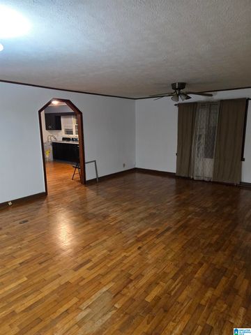 547 LAKEWOOD DRIVE, Weaver, AL 36277