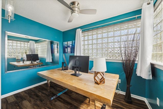 1330 Coral Way, Tiki Island, TX 77554