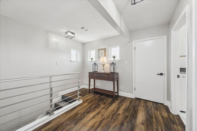 1330 Coral Way, Tiki Island, TX 77554