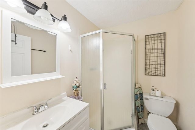 1330 Coral Way, Tiki Island, TX 77554