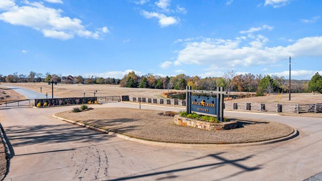 273 Toscana Circle, Gordonville, TX 76245