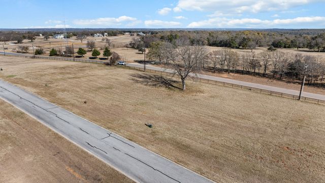 273 Toscana Circle, Gordonville, TX 76245