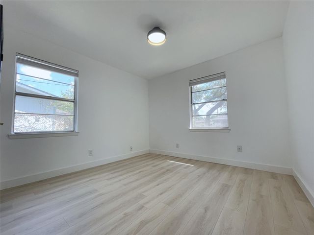 1005 Doris LN, Cedar Park, TX 78613