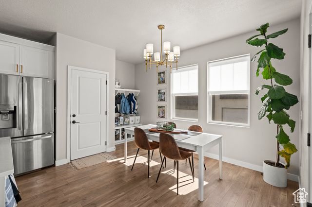 6371 W MOON VALLEY DR, South Jordan, UT 84009