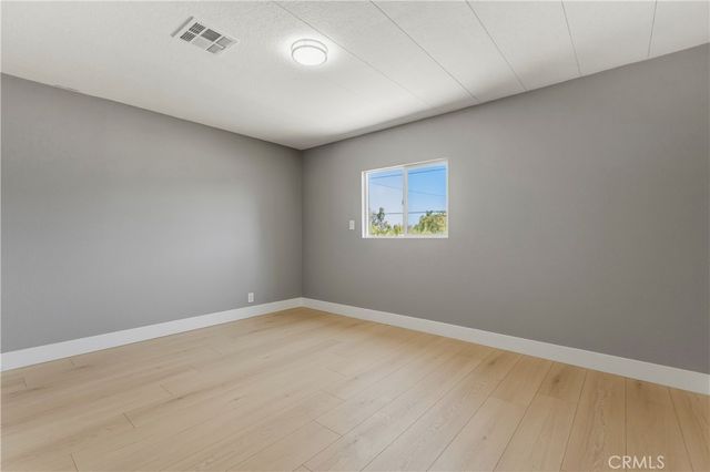 21133 Kinney, Perris, CA 92570