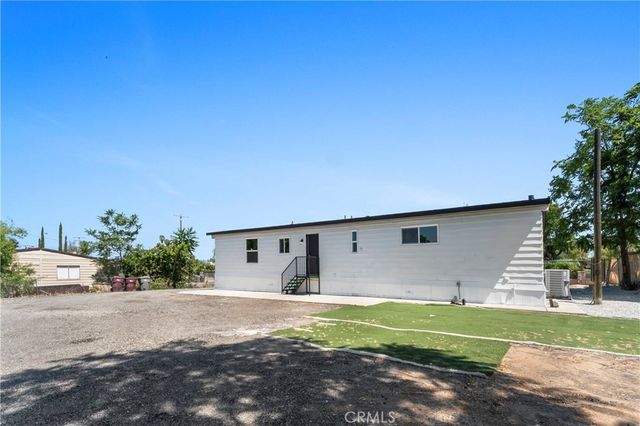 21133 Kinney, Perris, CA 92570