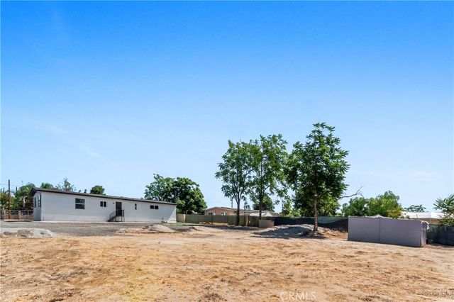 21133 Kinney, Perris, CA 92570