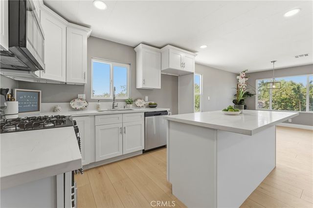 21133 Kinney, Perris, CA 92570