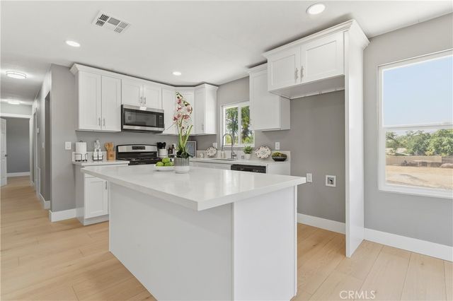 21133 Kinney, Perris, CA 92570