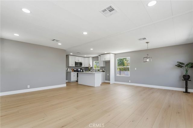 21133 Kinney, Perris, CA 92570