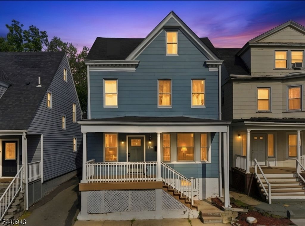 216 N Maple Ave, East Orange City, NJ 07017 — photo 2