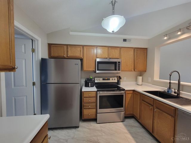 100 Gateway Drive, Milford, OH 45150