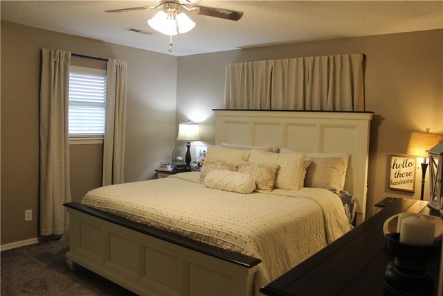 1418 Buena Vista Circle, Springdale, AR 72762