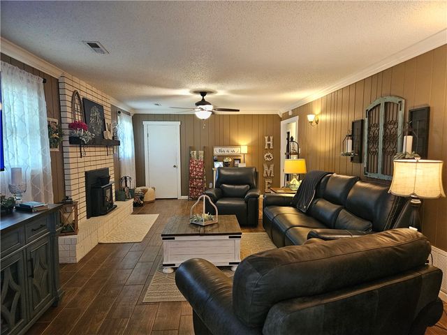 1418 Buena Vista Circle, Springdale, AR 72762