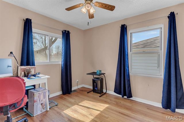 9134 Niger Drive, St Louis, MO 63123