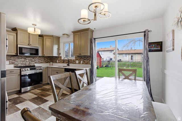 5419 W WESTSLOPE DR, Salt Lake City, UT 84118