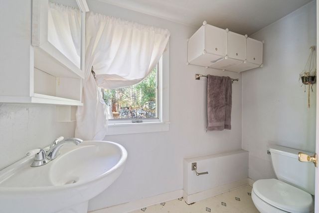 26 Church St, Norwell, MA 02061