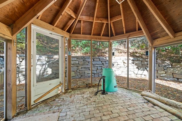 26 Church St, Norwell, MA 02061