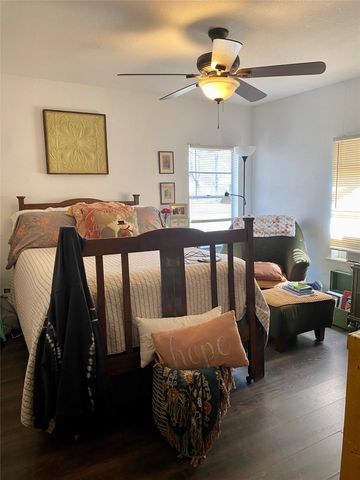 1115 S 6th Street, Bonham, TX 75418
