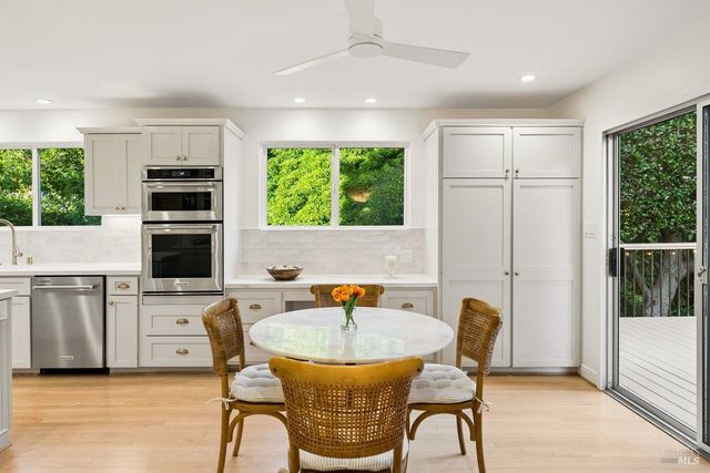 261 Glen Park Ave, San Rafael, CA 94901