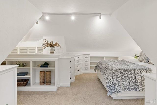 261 Glen Park Ave, San Rafael, CA 94901