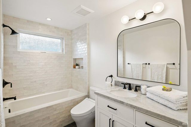 261 Glen Park Ave, San Rafael, CA 94901