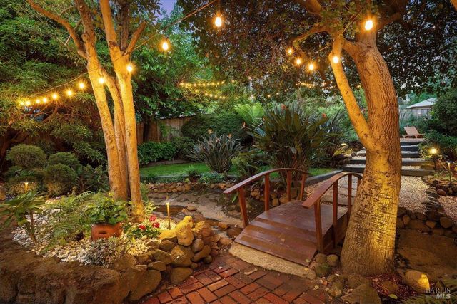 261 Glen Park Ave, San Rafael, CA 94901