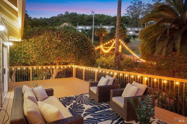 261 Glen Park Ave, San Rafael, CA 94901