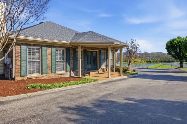 1538 Mooreland Blvd, Brentwood, TN 37027