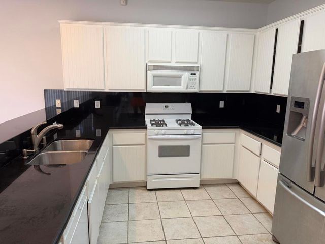 47780 Sumac Street, La Quinta, CA 92253