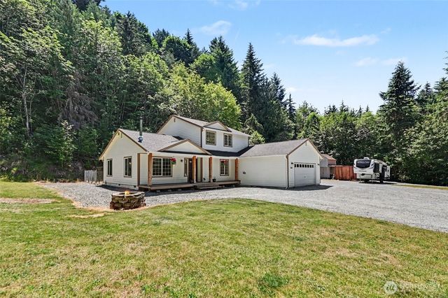17826 214th Avenue Ct E, Orting, WA 98360