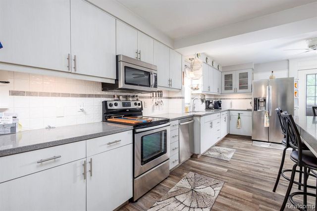 39076 Winkler Street, Harrison Twp, MI 48045