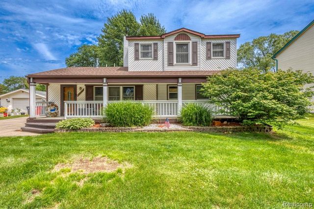 39076 Winkler Street, Harrison Twp, MI 48045