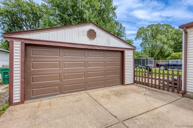 39076 Winkler Street, Harrison Twp, MI 48045