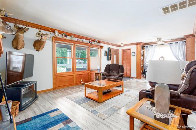 39076 Winkler Street, Harrison Twp, MI 48045
