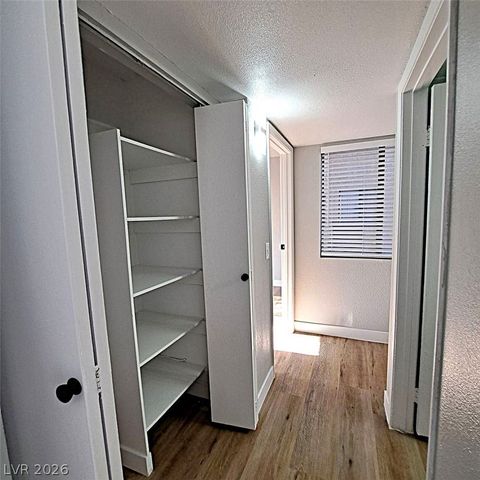 5376 Retablo Avenue 2, Las Vegas, NV 89103