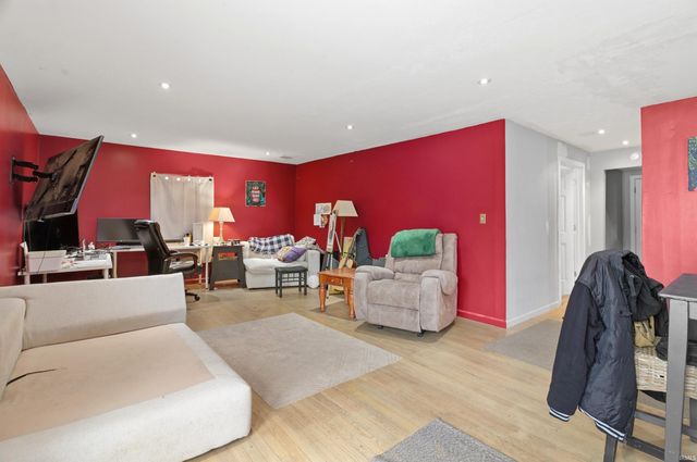 3220 N Huntington Road, Marion, IN 46952