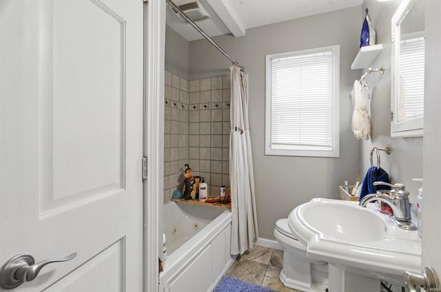 3220 N Huntington Road, Marion, IN 46952