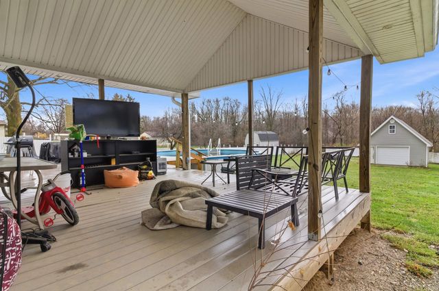 3220 N Huntington Road, Marion, IN 46952