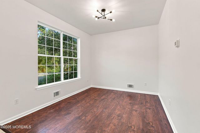360 Commonwealth Boulevard, Manchester, NJ 08759