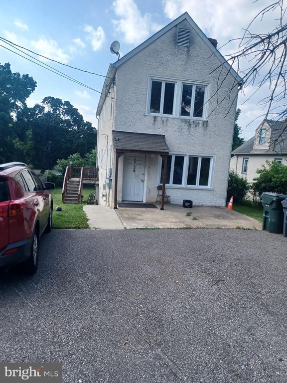1572 ROBINSON AVE, Willow Grove, PA 19090