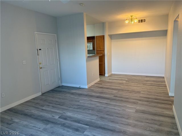 7255 West SUNSET Road 1174, Las Vegas, NV 89113