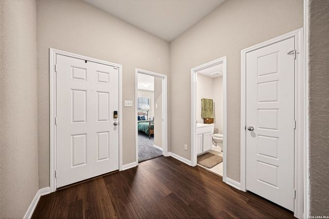 13111 Bay Point Way, St Hedwig, TX 78152