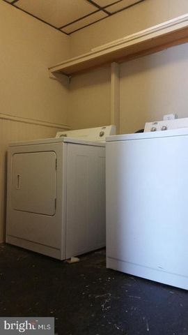 18 W FRANKLIN ST, Baltimore, MD 21201