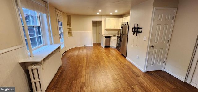 18 W FRANKLIN ST, Baltimore, MD 21201