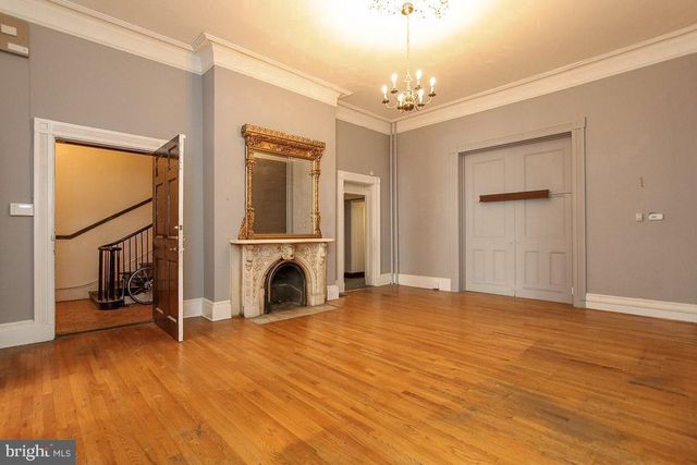 18 W FRANKLIN ST, Baltimore, MD 21201