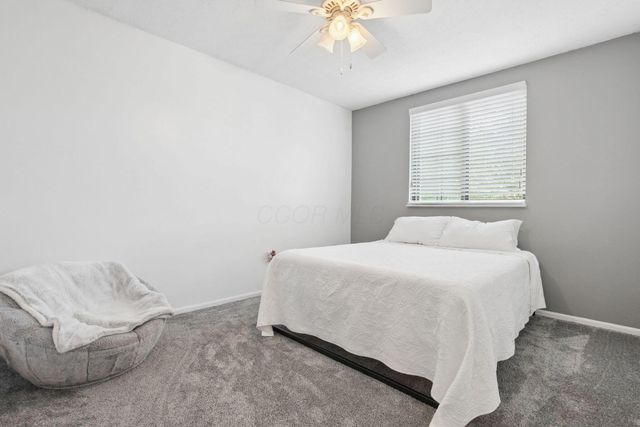 1781 Sawgrass Drive, BLDG B, Reynoldsburg, OH 43068
