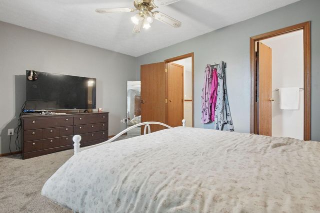 1781 Sawgrass Drive, BLDG B, Reynoldsburg, OH 43068