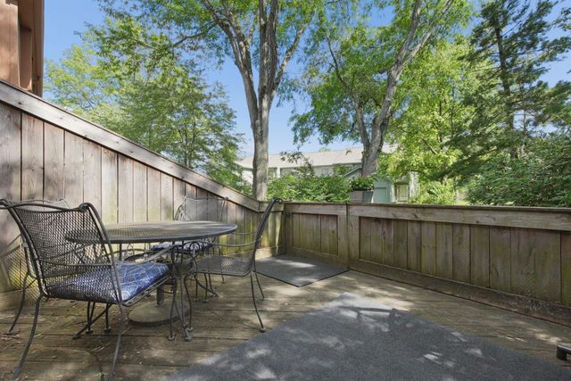 1781 Sawgrass Drive, BLDG B, Reynoldsburg, OH 43068